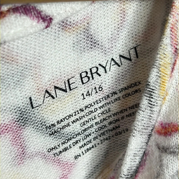 LANE BRYANT Floral Print Flutter Short Sleeve Top - Picture 7 of 8